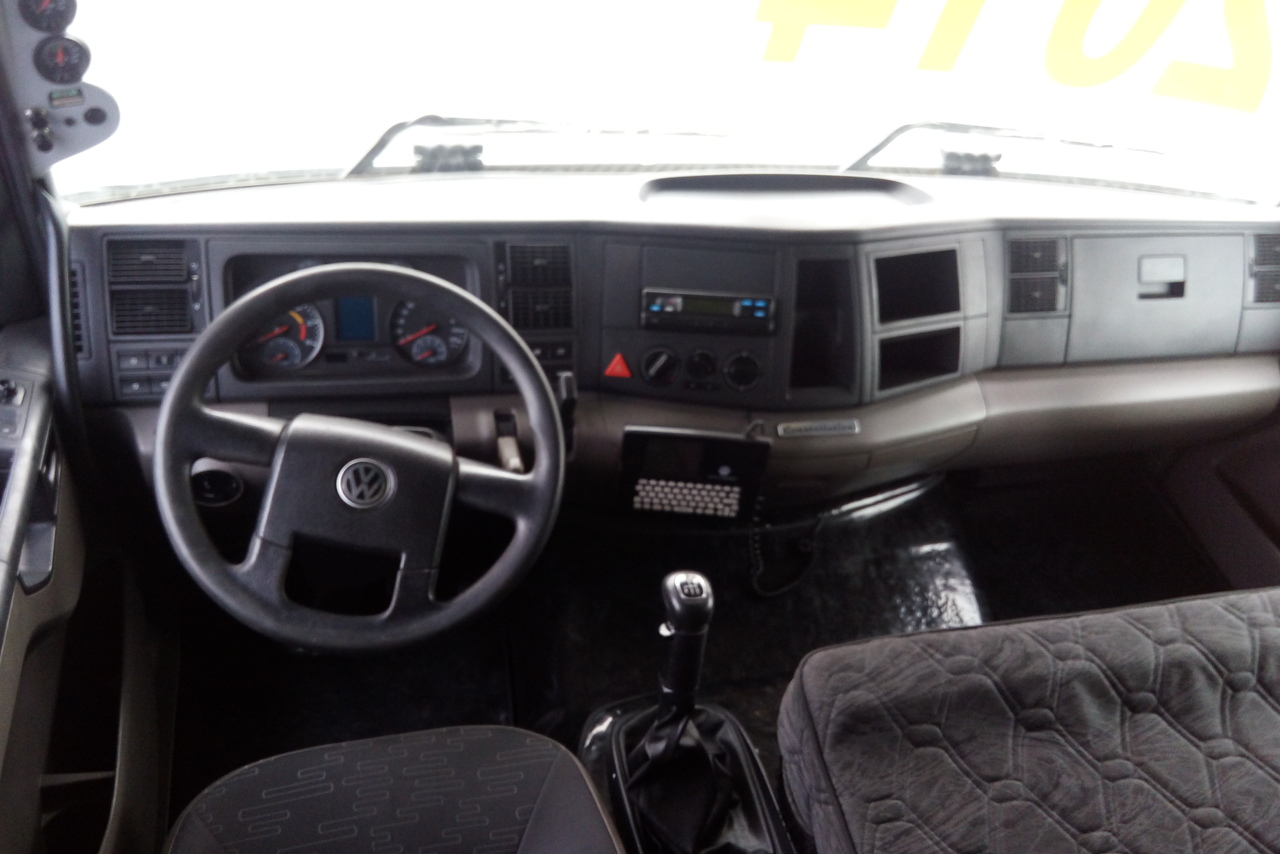 Volkswagen 25 390 - 13/14 13