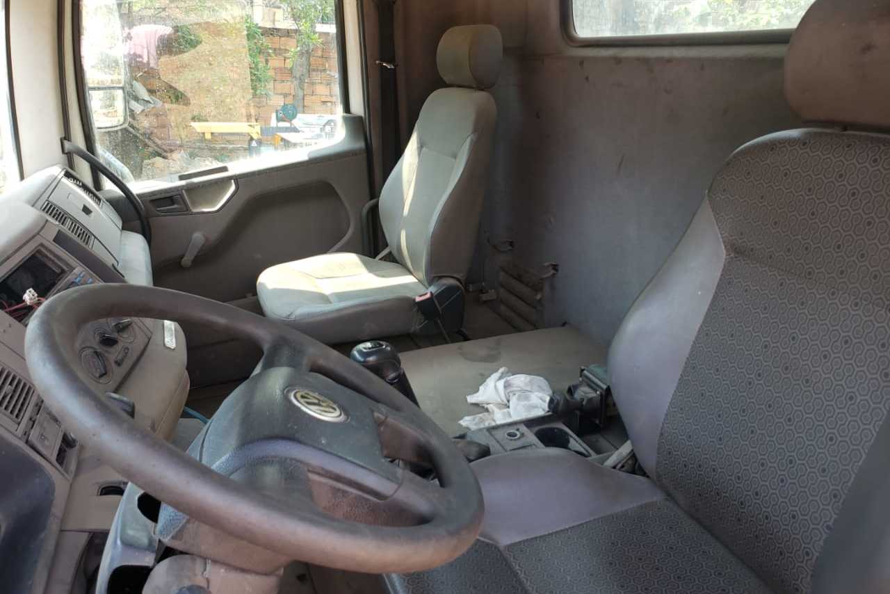 Volkswagen 31-280 E Constel. 6x4 - 12/12 7