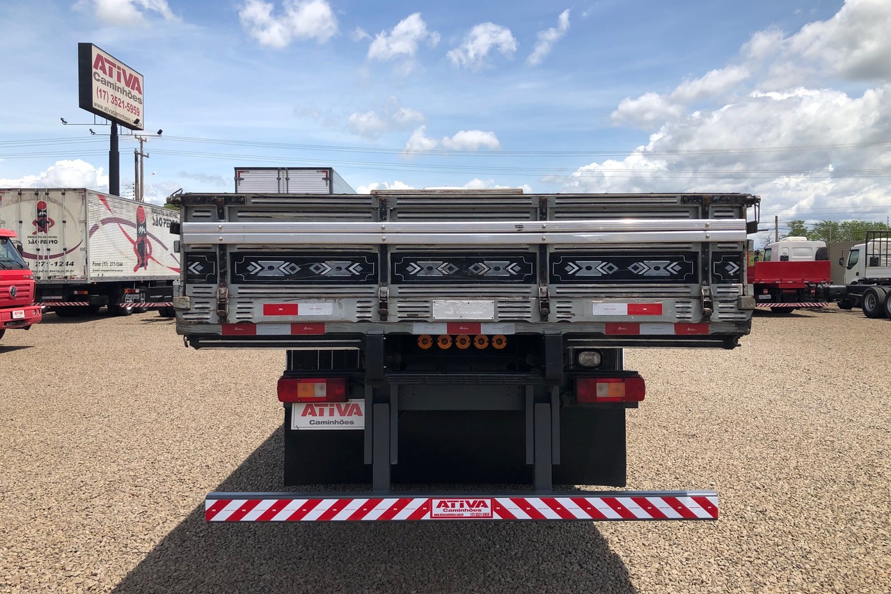 Volvo VM 270 - 13/13 2