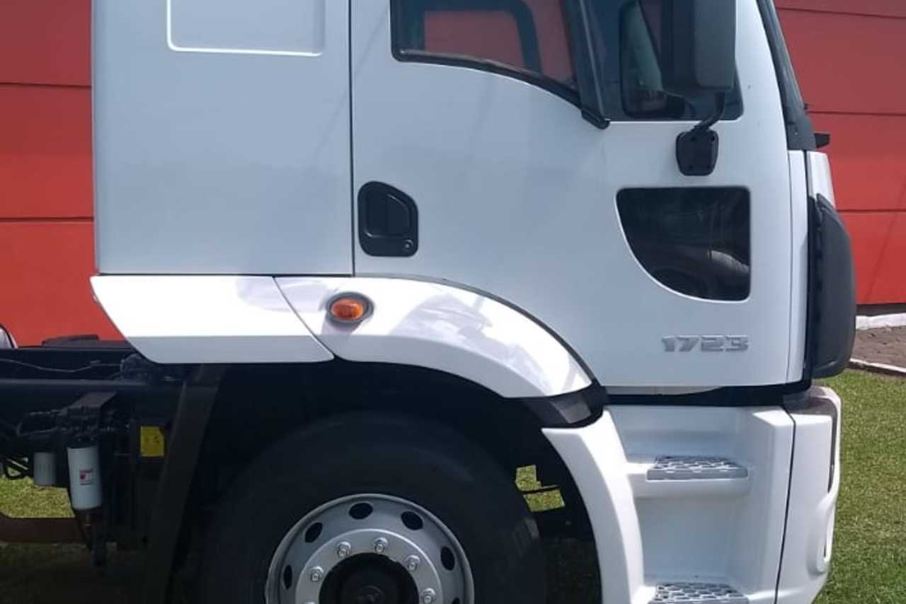Ford Cargo1723 - 13/13 5