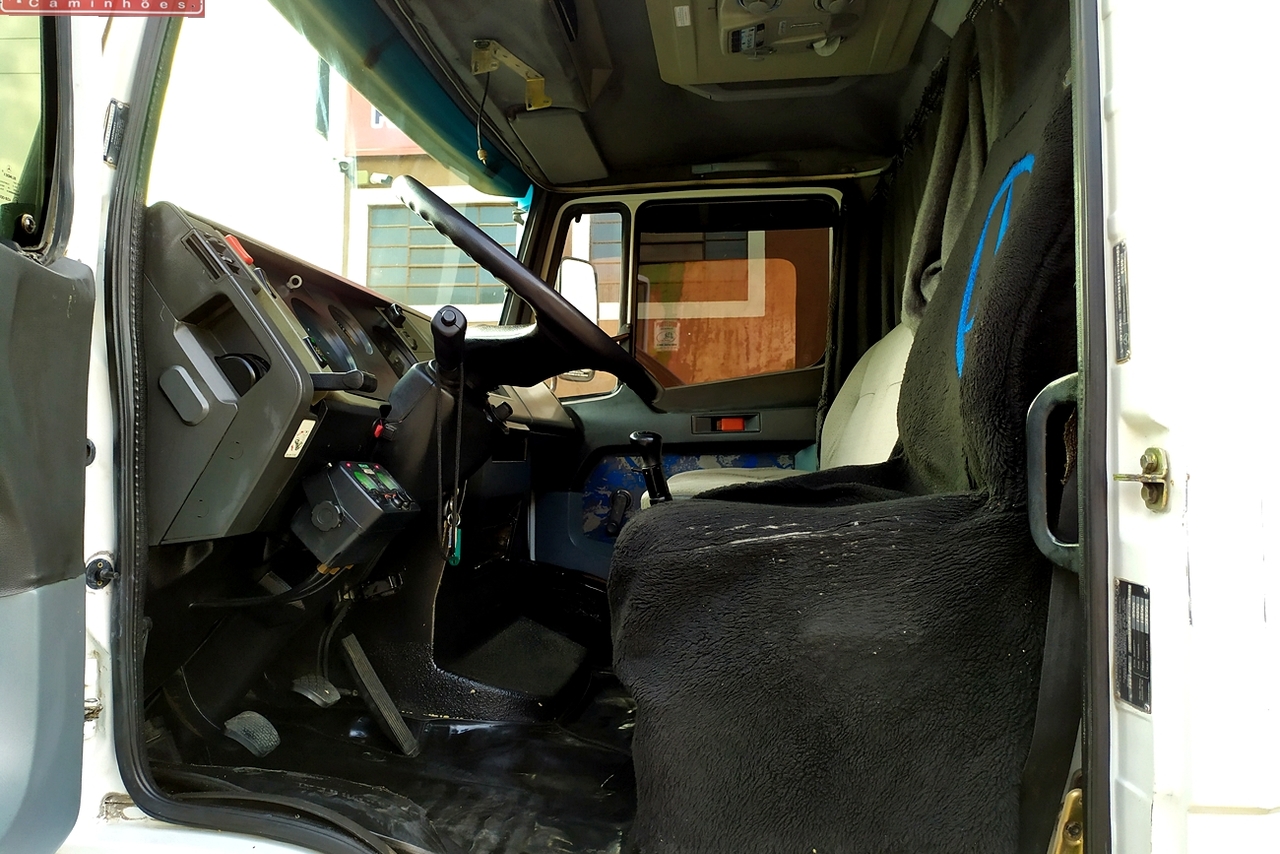 Mercedes Benz MB 1621 - 96/96 10