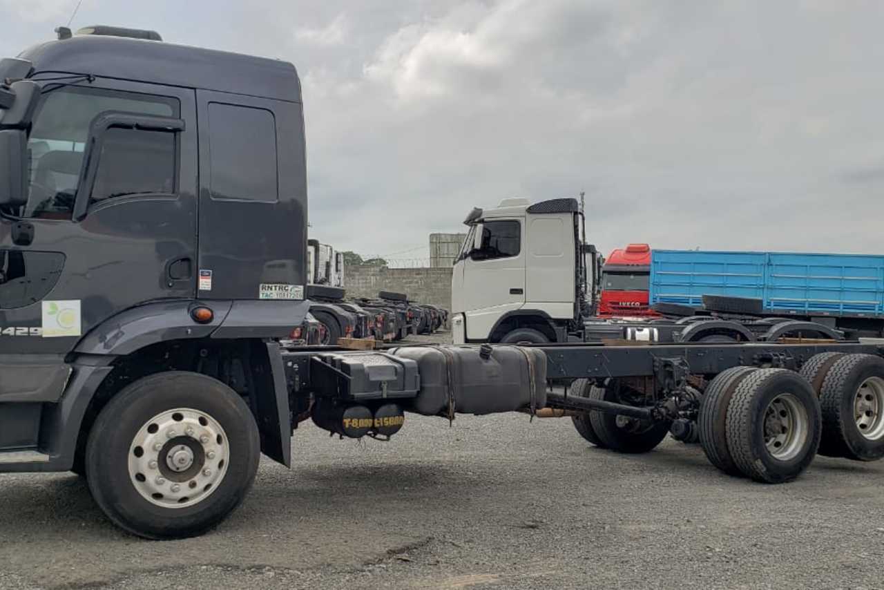 Ford Cargo 2932 - 13/13 3