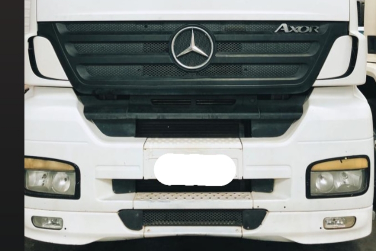 Mercedes Benz Axor 2035 - 05/06 3