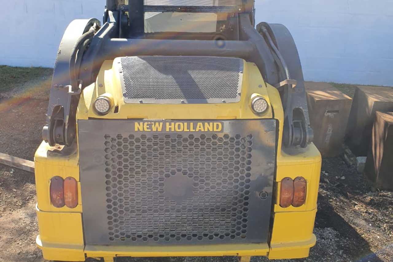 New Holland L218 - 14/14 3