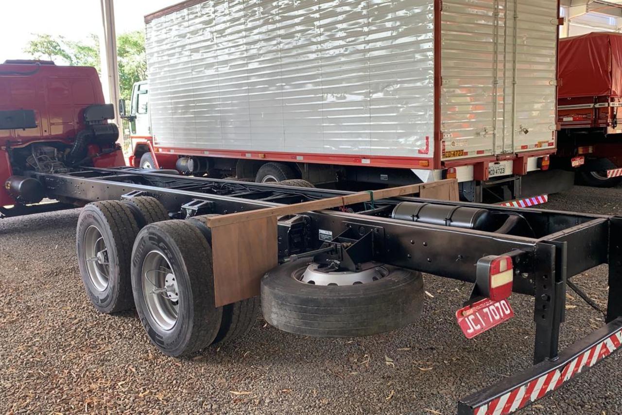 Ford Cargo2422 - 08/09 3
