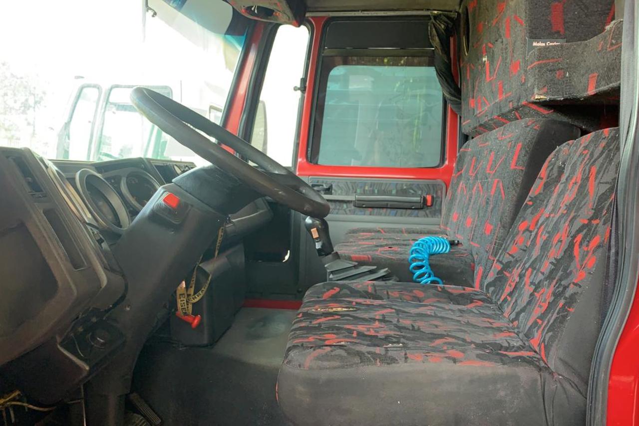 Ford Cargo2422 - 08/09 7