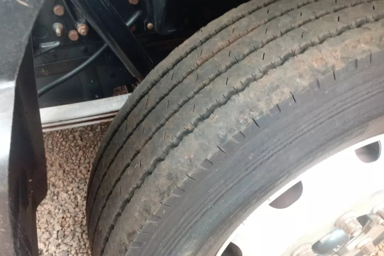 Ford Cargo1319 - 13/13 10