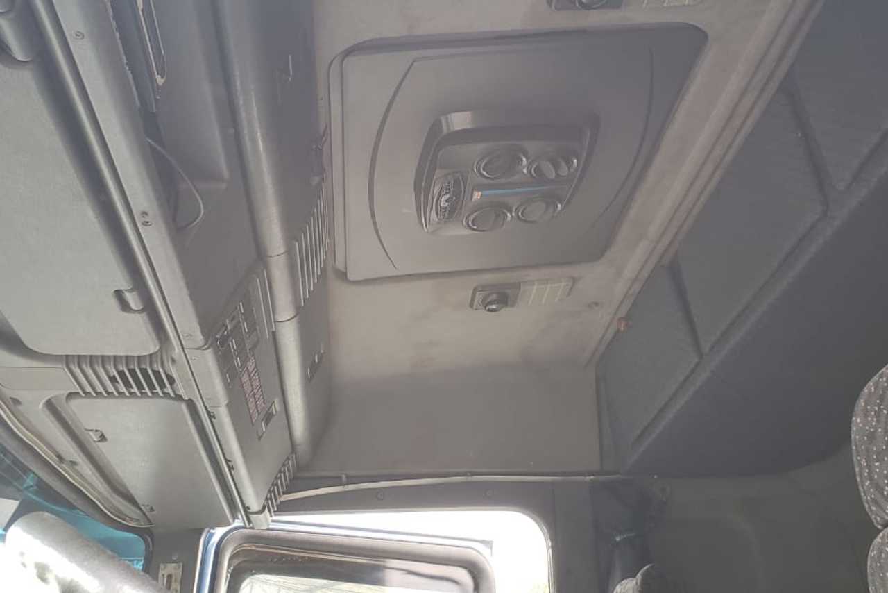 Scania P114 330 - 03/03 10