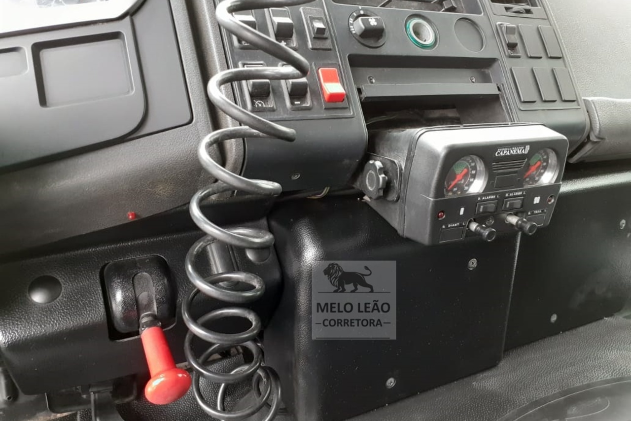 Ford Cargo1517 - 10/10 17