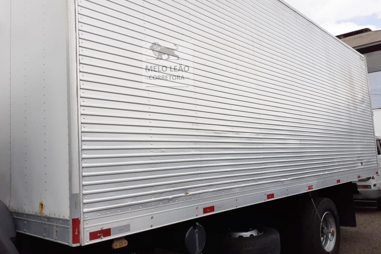Ford Cargo1517 - 10/10 25