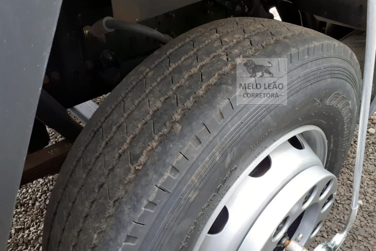 Ford Cargo1517 - 10/10 39