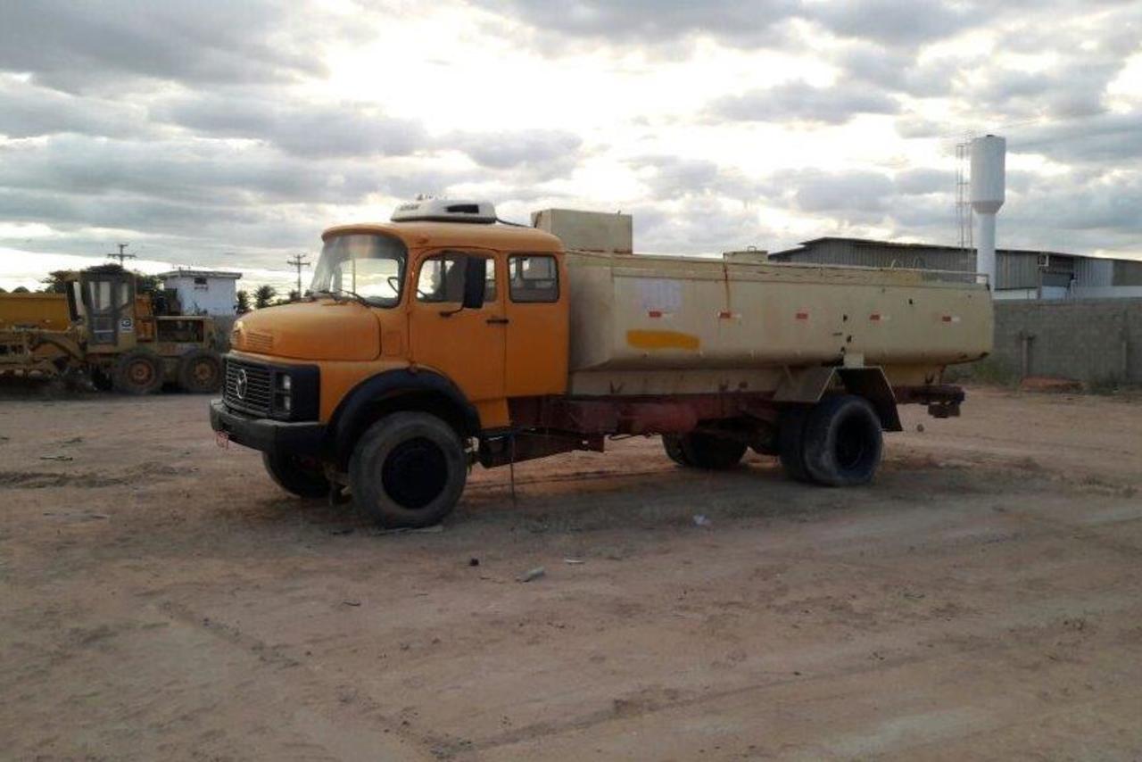 Mercedes Benz MB 1519 - 79 6