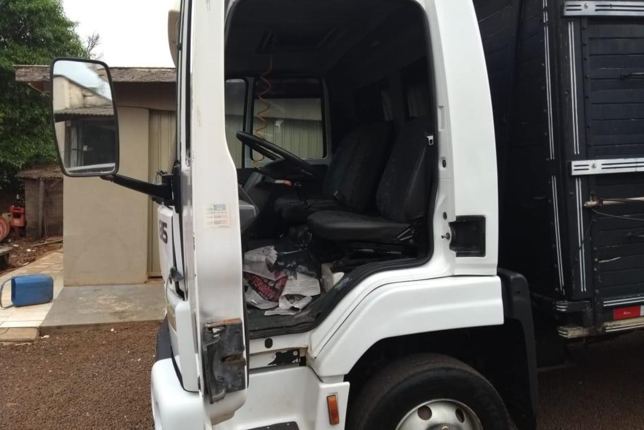 Ford Cargo815 - 03/03 2