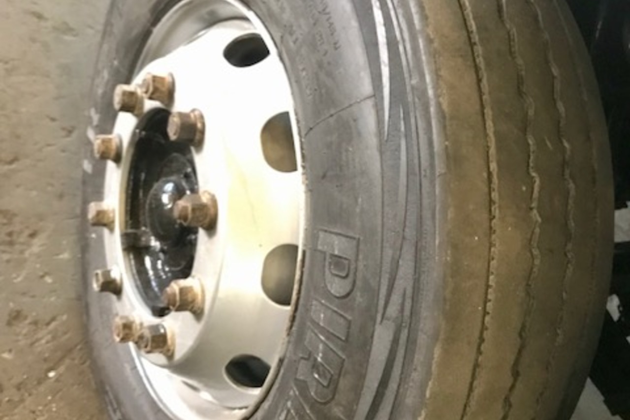 Volkswagen 15-180 E Constellation - 04/05 6