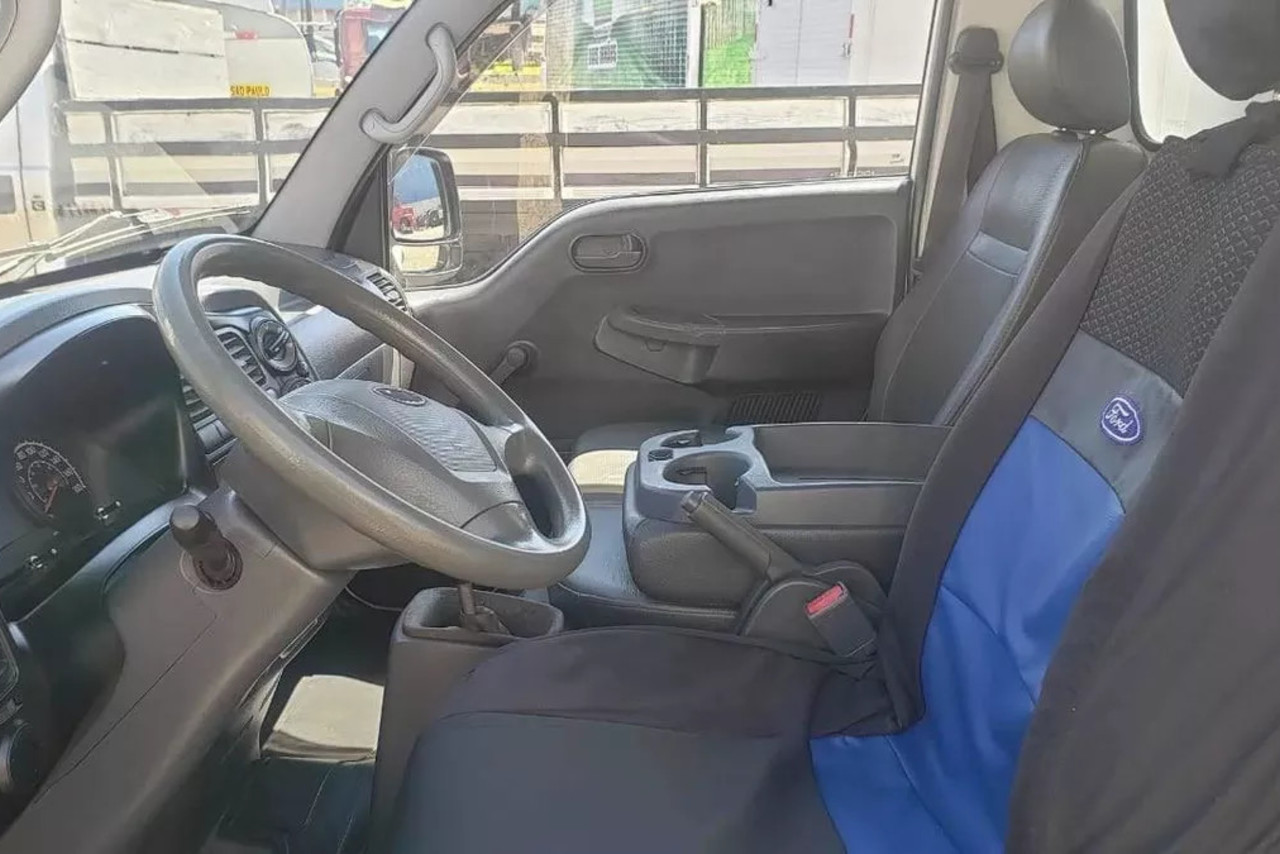 KIA Bongo K-2500 - 12/12 8