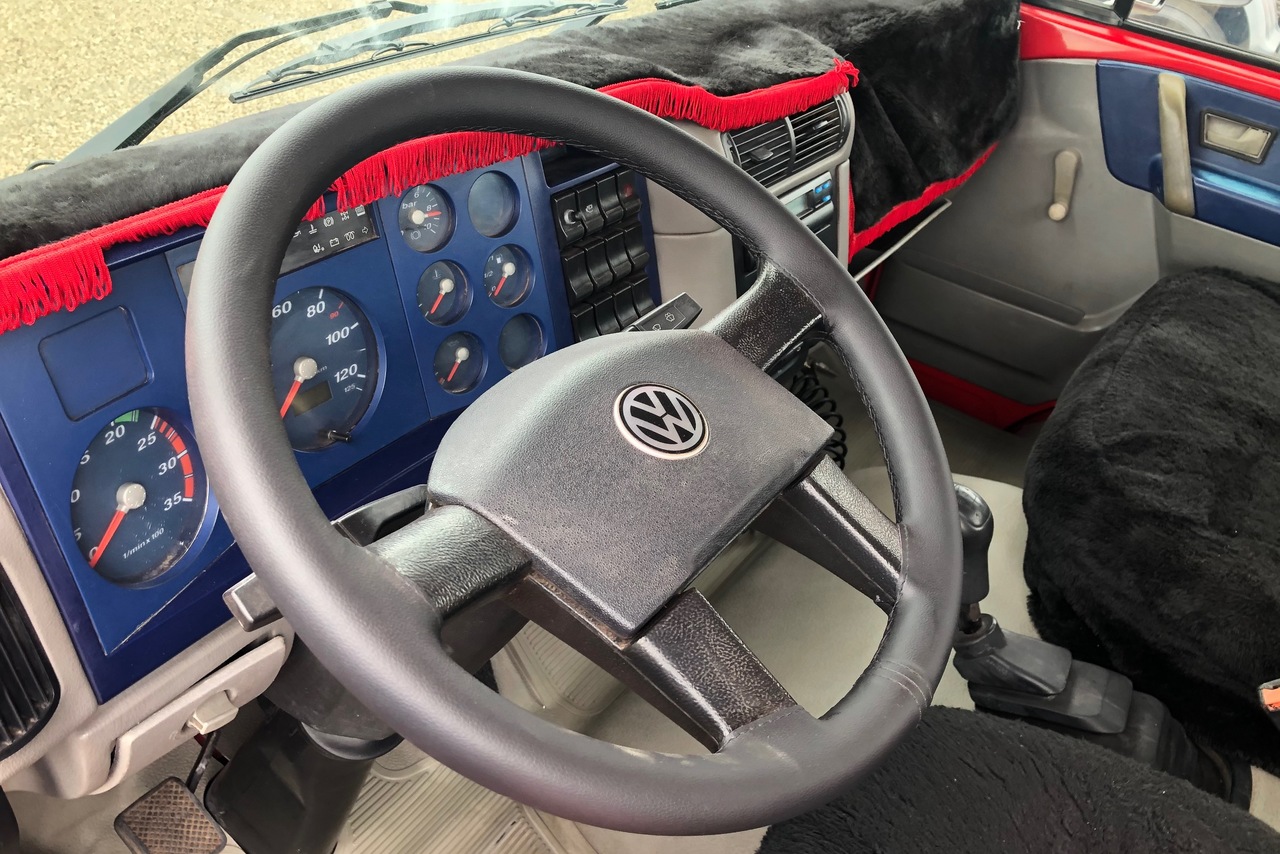 Volkswagen 13-180 - 08/09 8