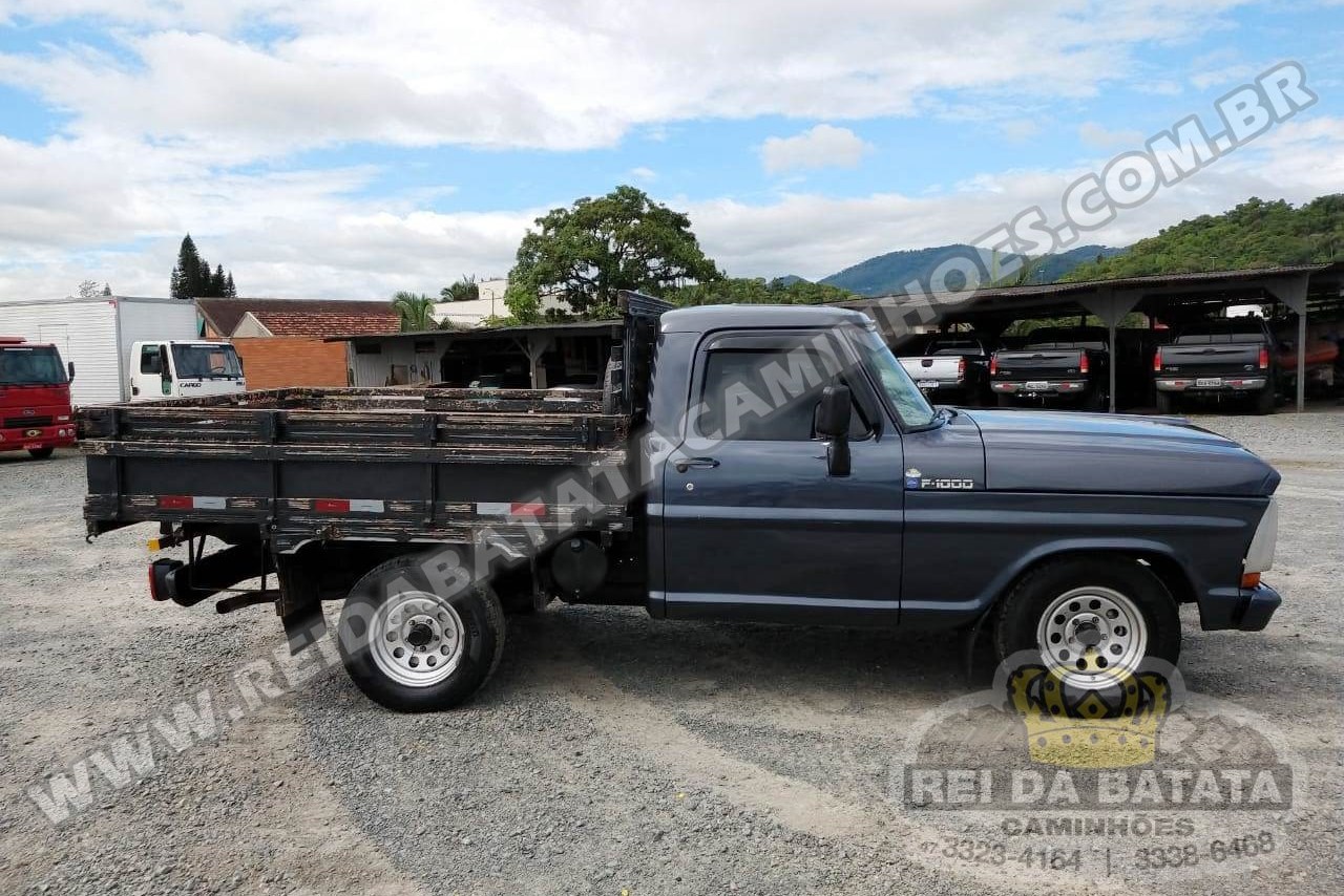 Ford F2000 - 90/90 7