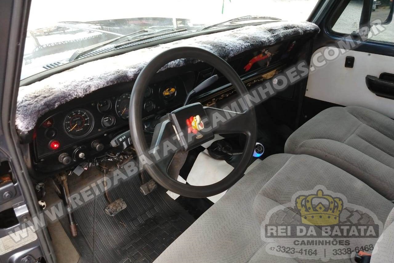 Ford F2000 - 90/90 11