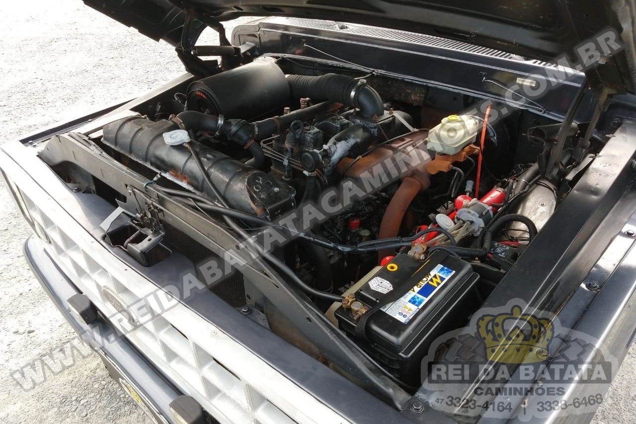 Ford F2000 - 90/90 23