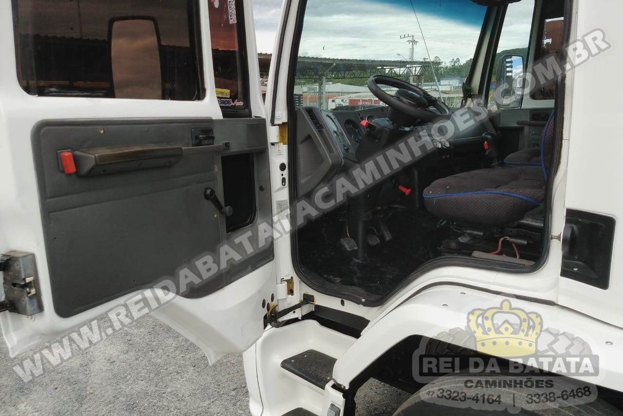 Ford Cargo1517 - 04/04 9