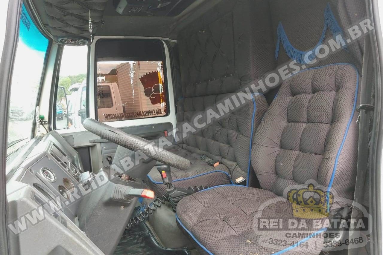 Ford Cargo1517 - 04/04 13