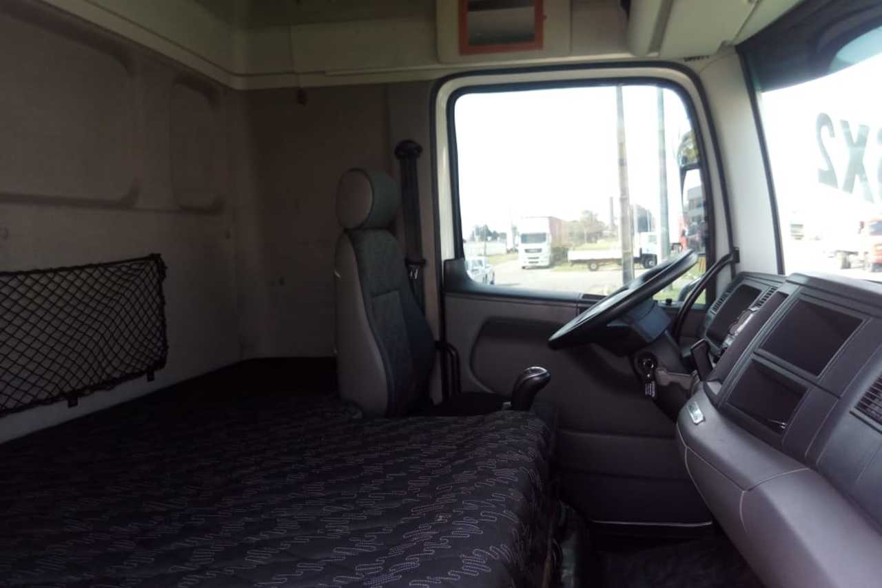 Volkswagen 25 420 - 14/14 14