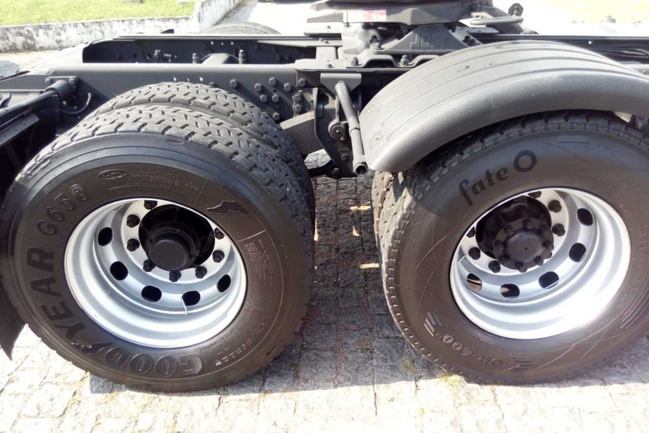 Volkswagen 25 420 - 14/14 17