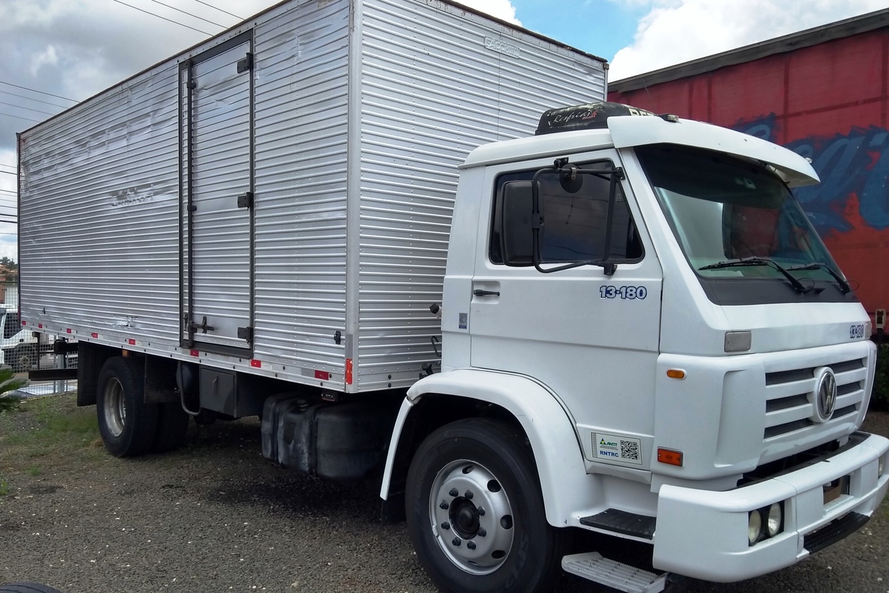Volkswagen 13-180 - 02/02 4