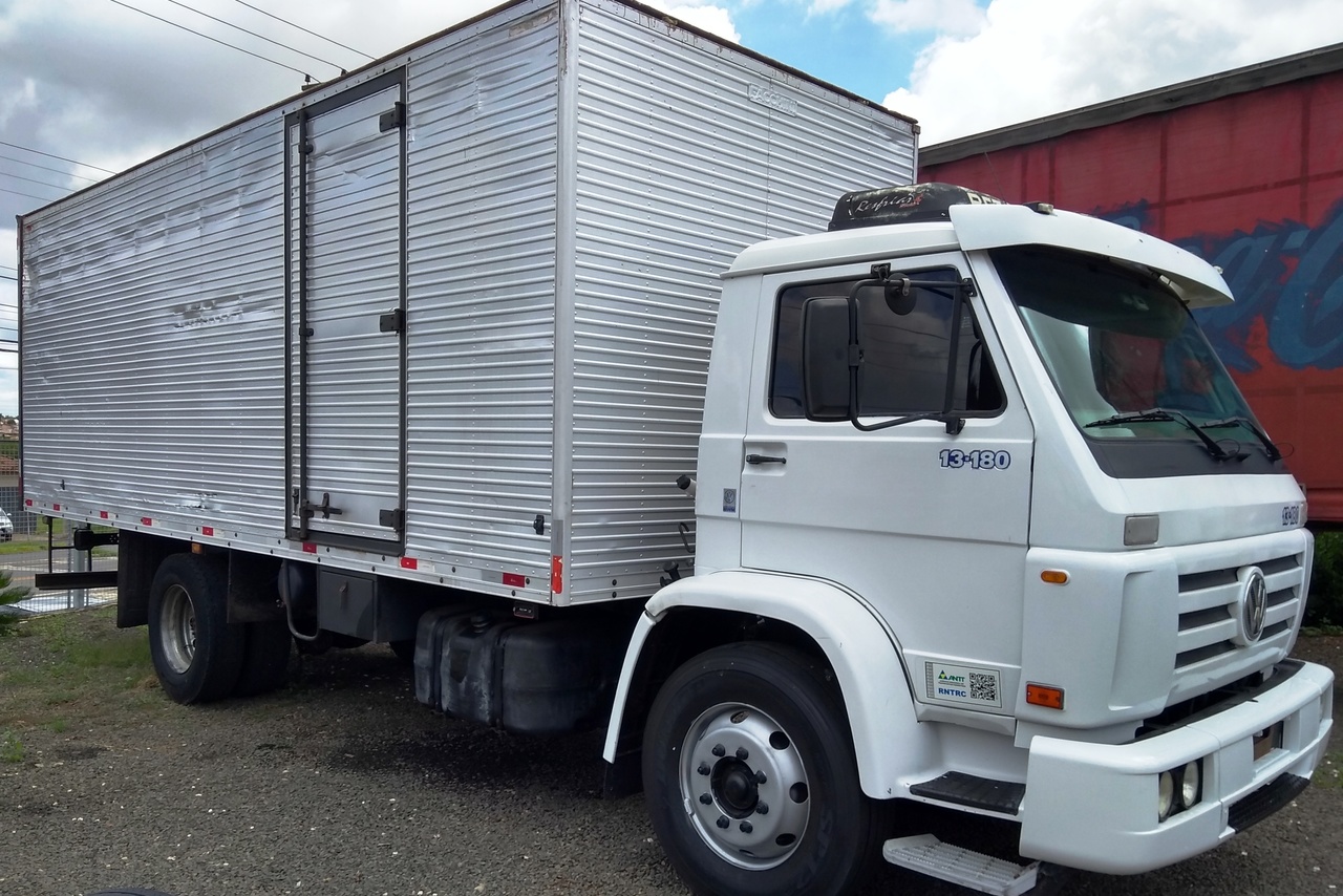 Volkswagen 13-180 - 02/02 5