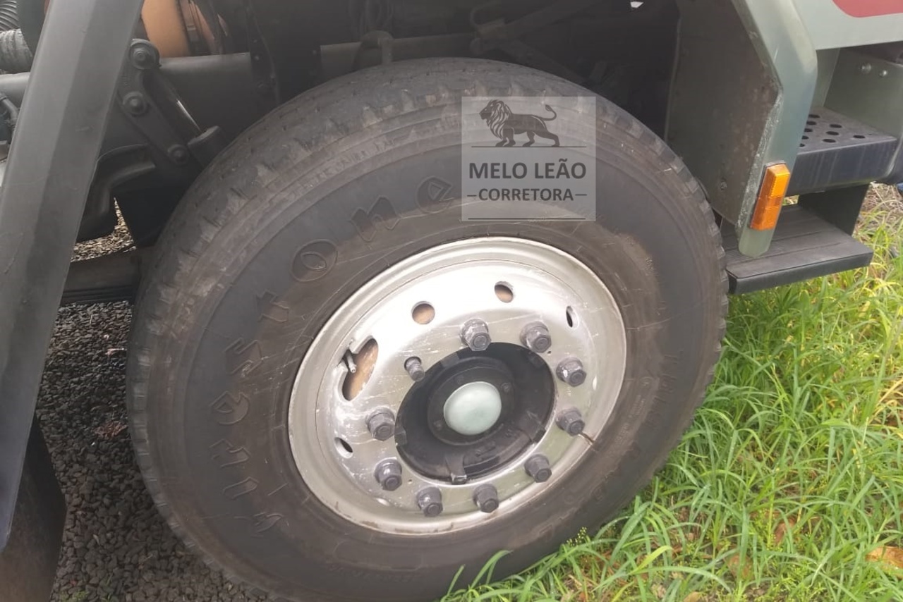Ford Cargo1517 - 86/86 6