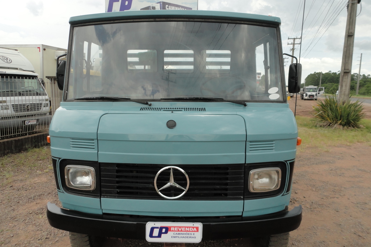 Mercedes Benz MB 708 - 88/88 2