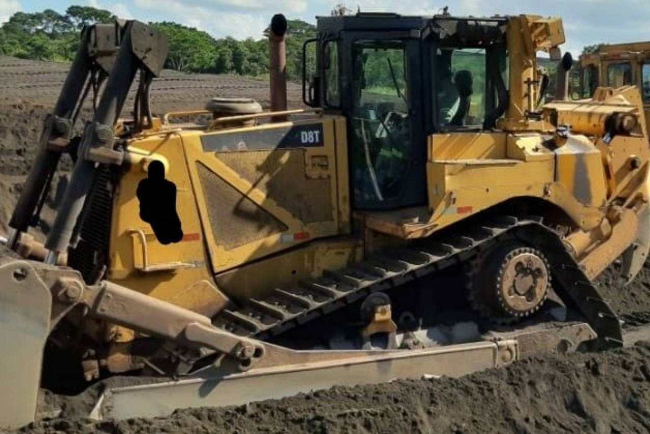 Caterpillar D8T - 11/11 5