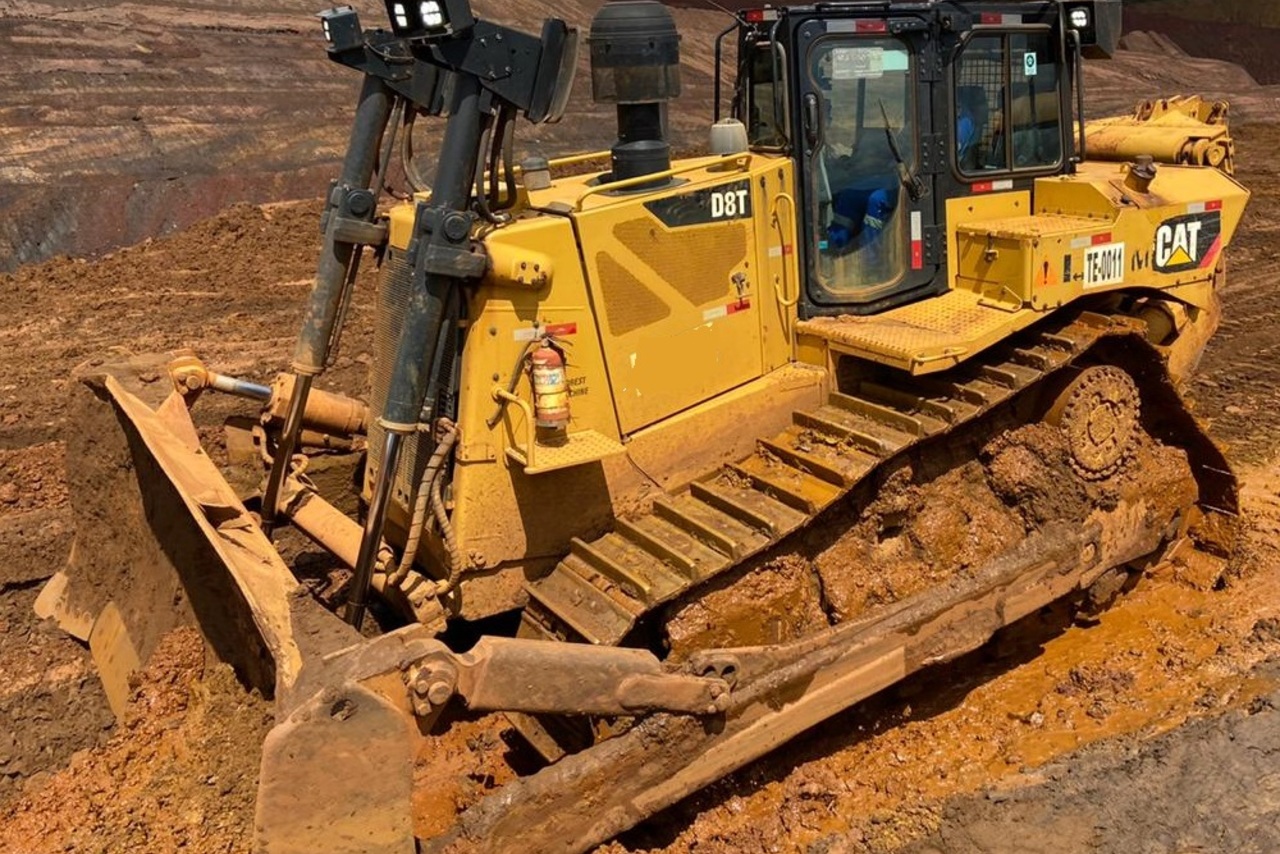 Caterpillar D8T - 08/08 2