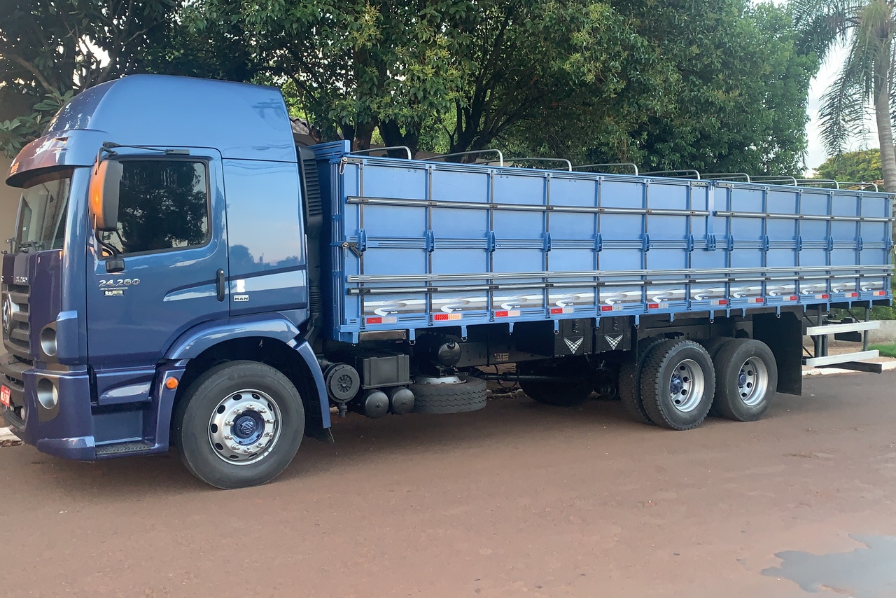 Volkswagen 24-280 E Constellation 6x2 - 13/13 2