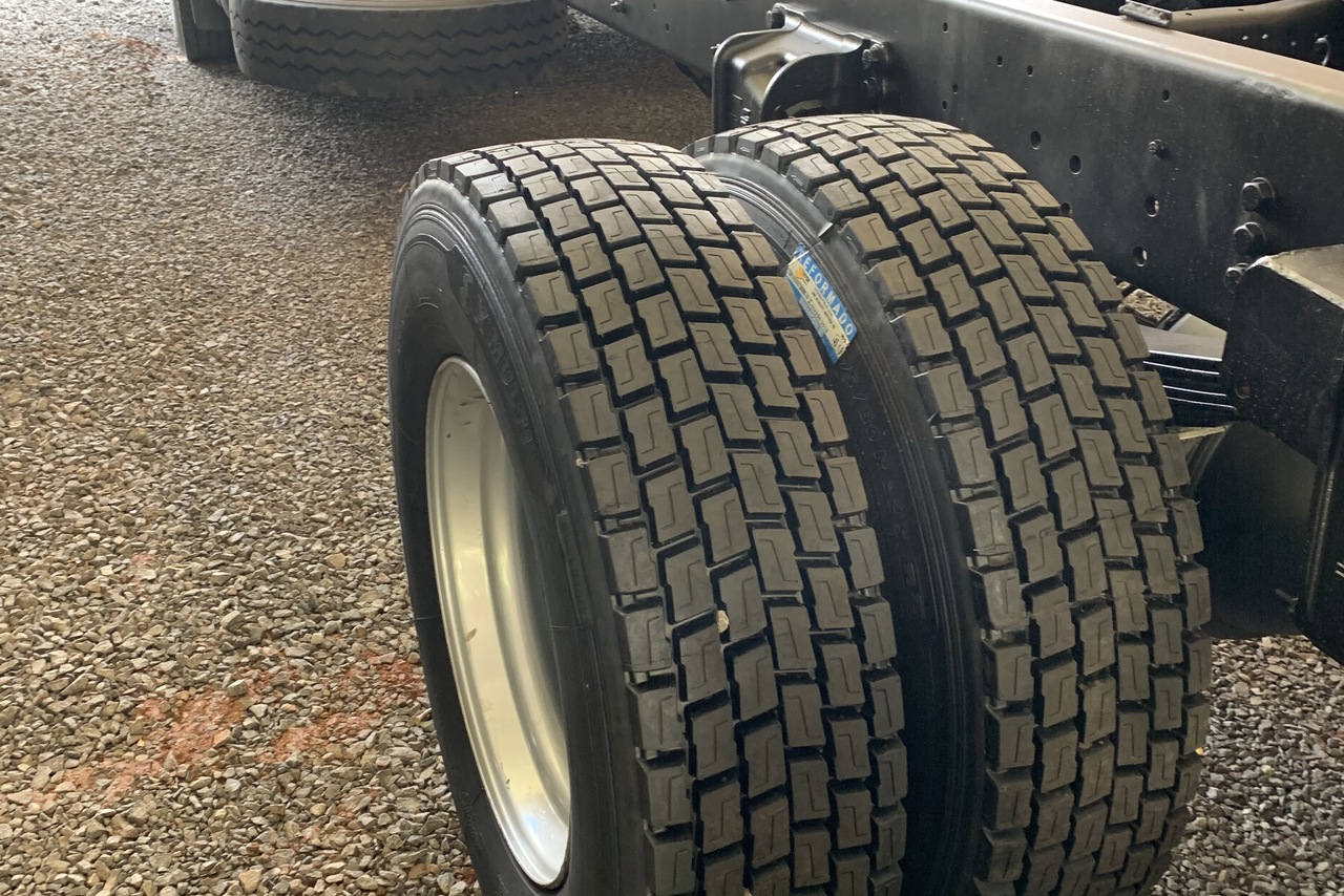 Volkswagen 24-280 E Constellation 6x2 - 13/13 4
