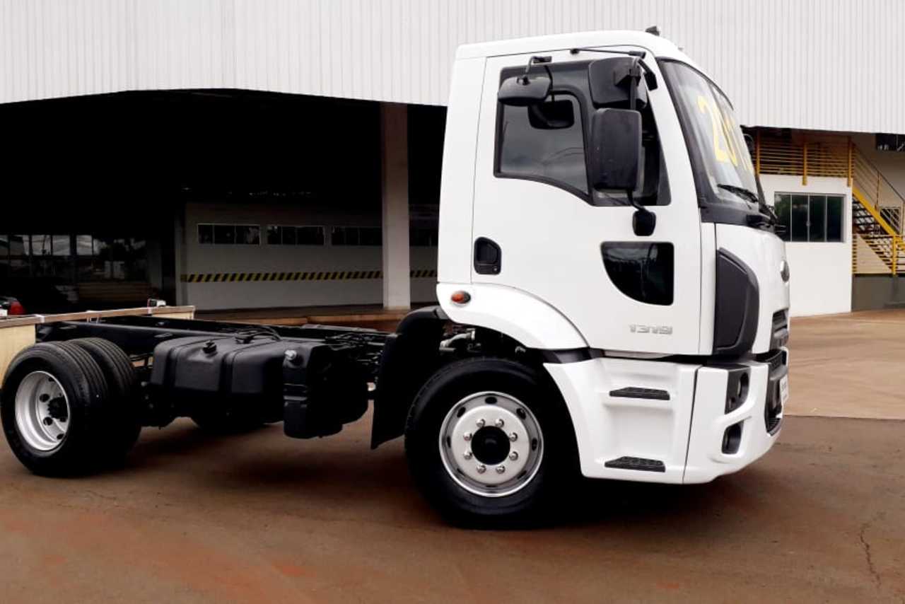 Ford Cargo1319 - 12/13 7
