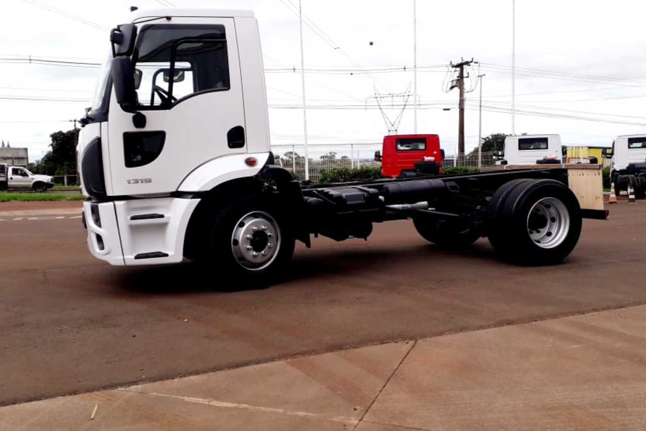 Ford Cargo1319 - 12/13 8