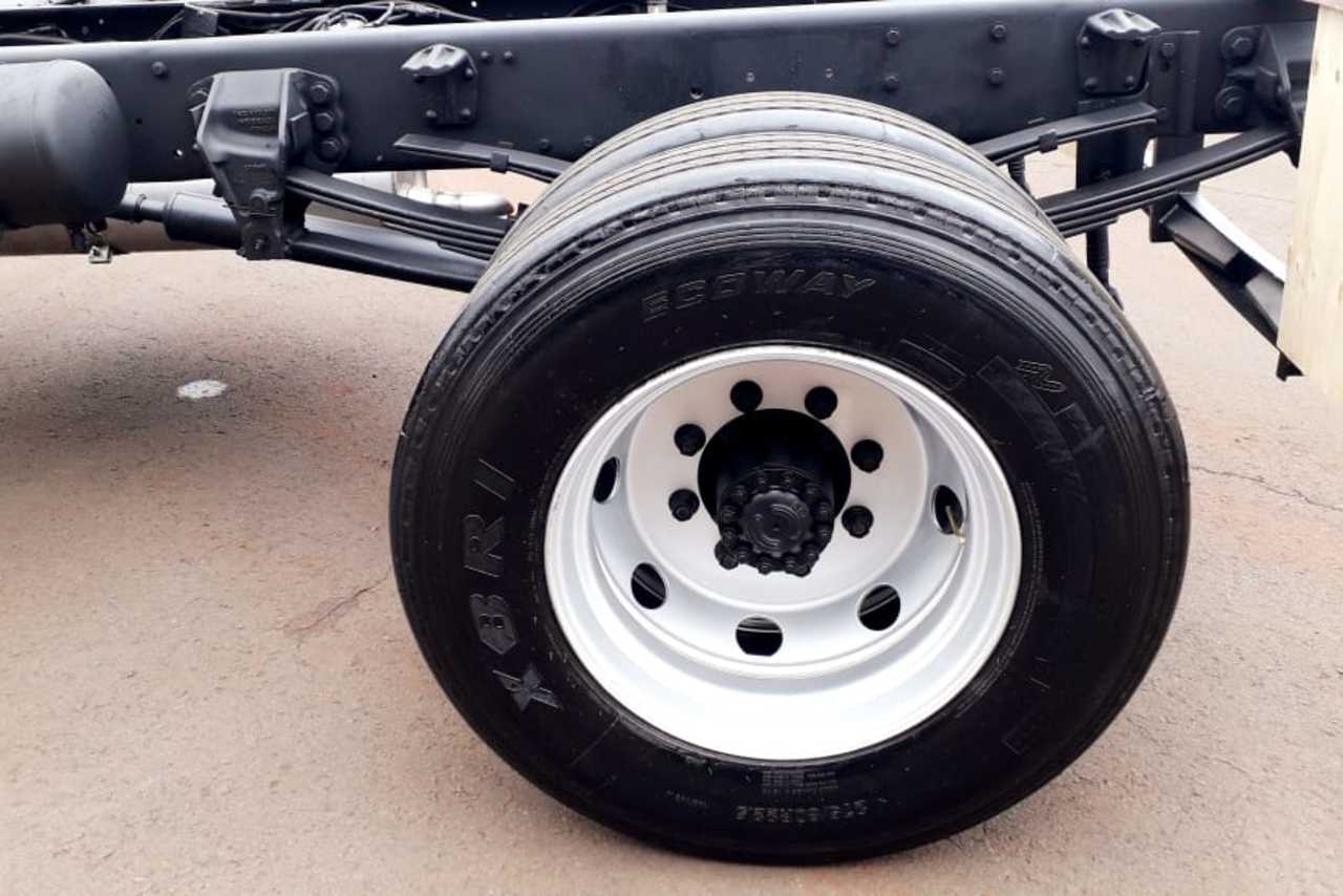 Ford Cargo1319 - 12/13 17