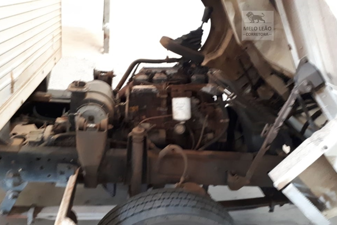 Volkswagen 8 140 - 98/99 11