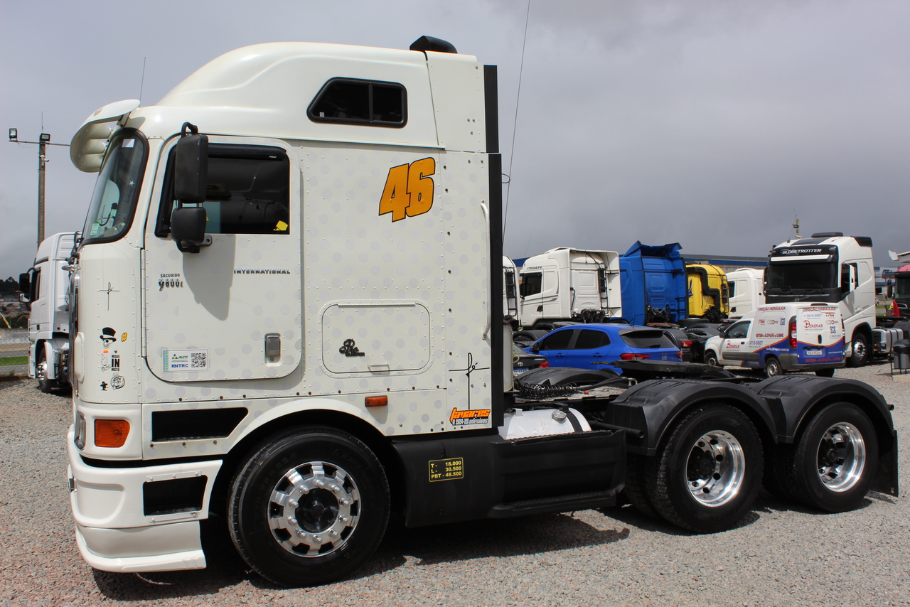 International 9800 - 11/12 7
