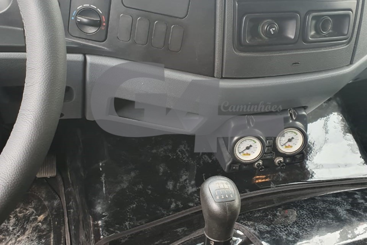 Mercedes Benz Atego 2425 - 11/11 10