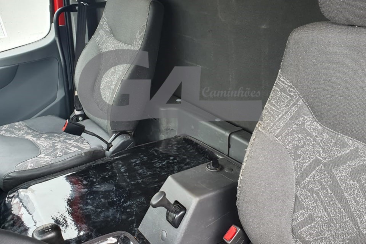 Mercedes Benz Atego 2425 - 11/11 13
