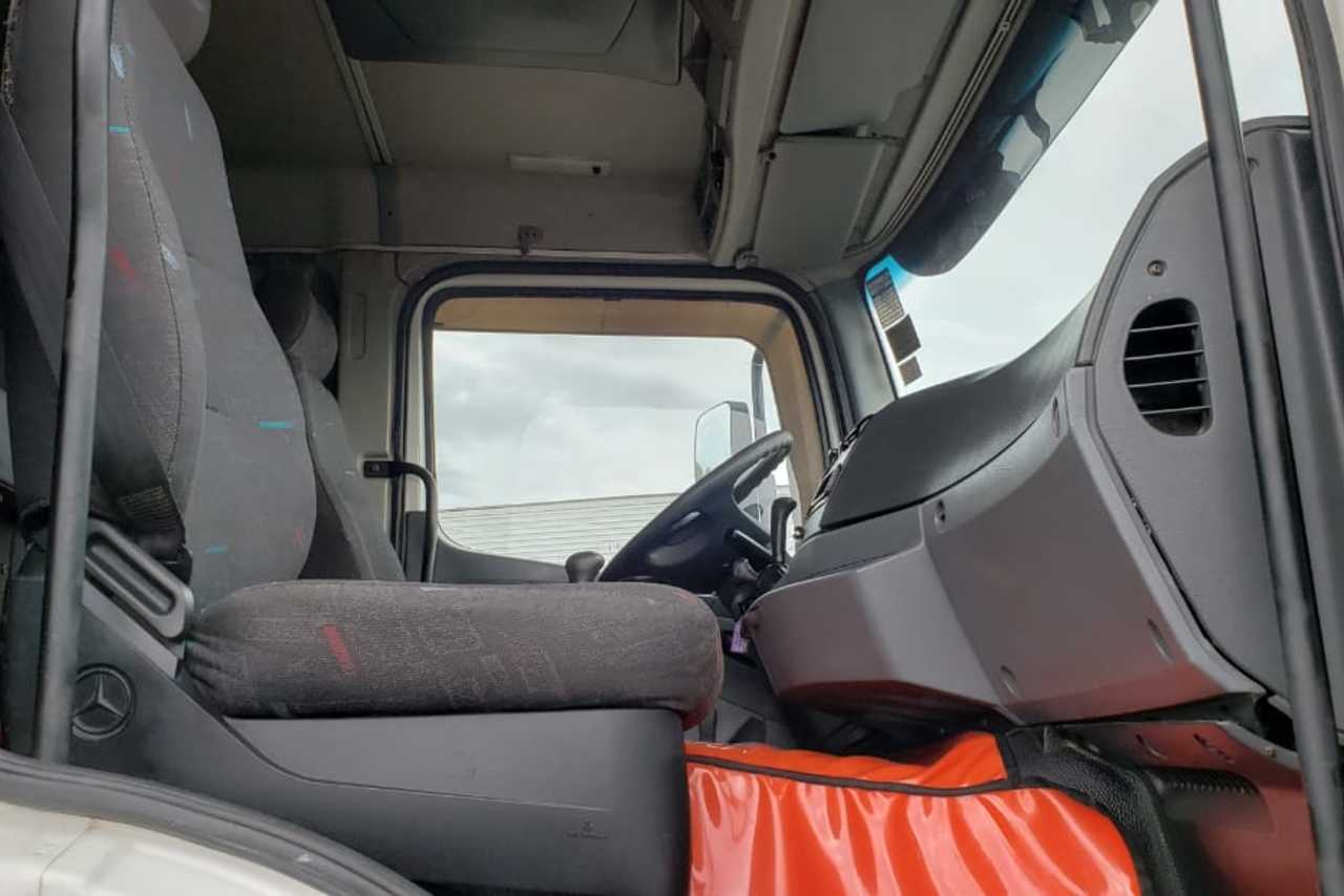 Mercedes Benz Axor 2644 - 09/09 10