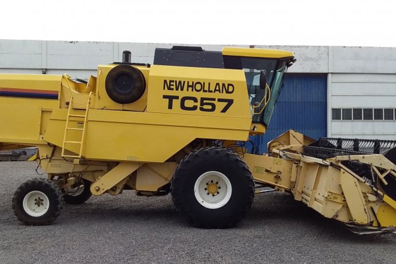New Holland TC57  - 03/03 6