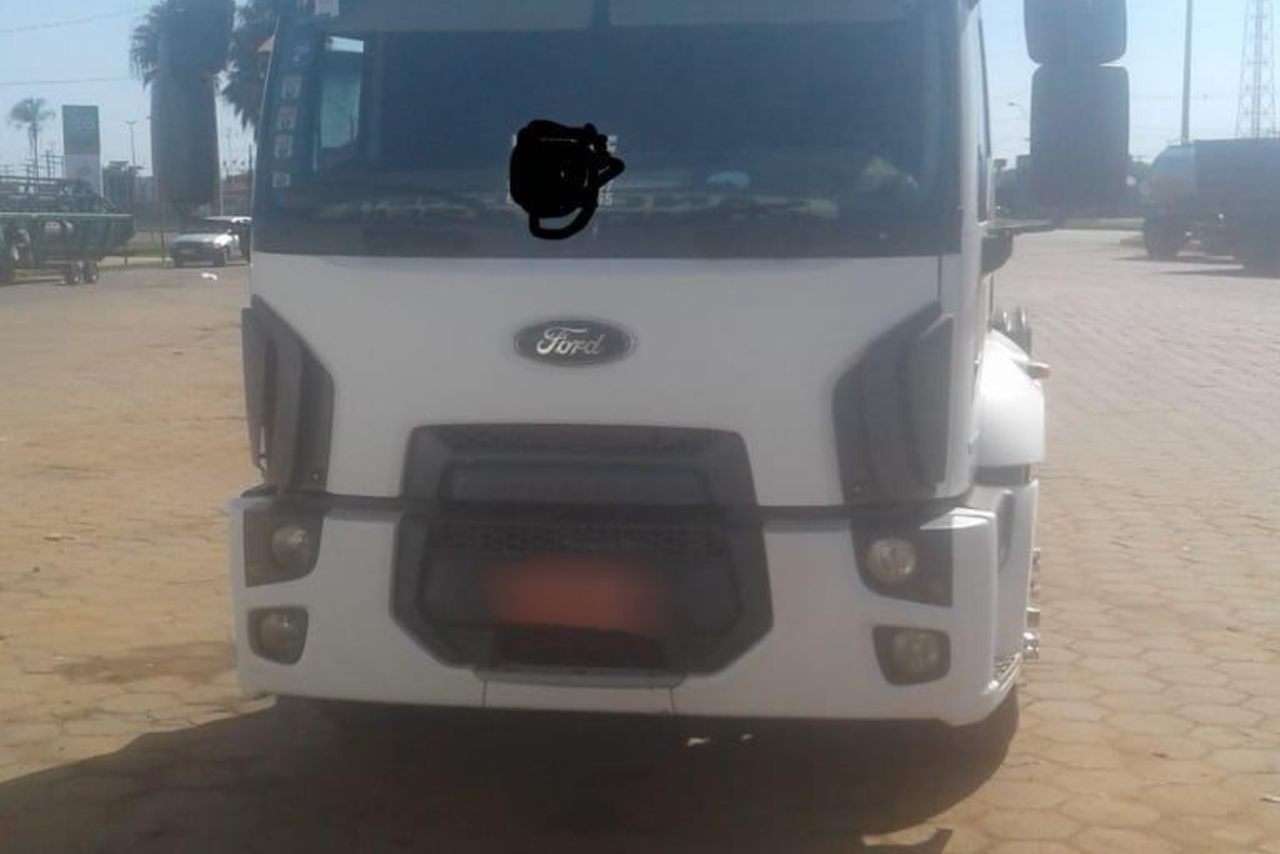 Ford Cargo1933 - 12/13 4