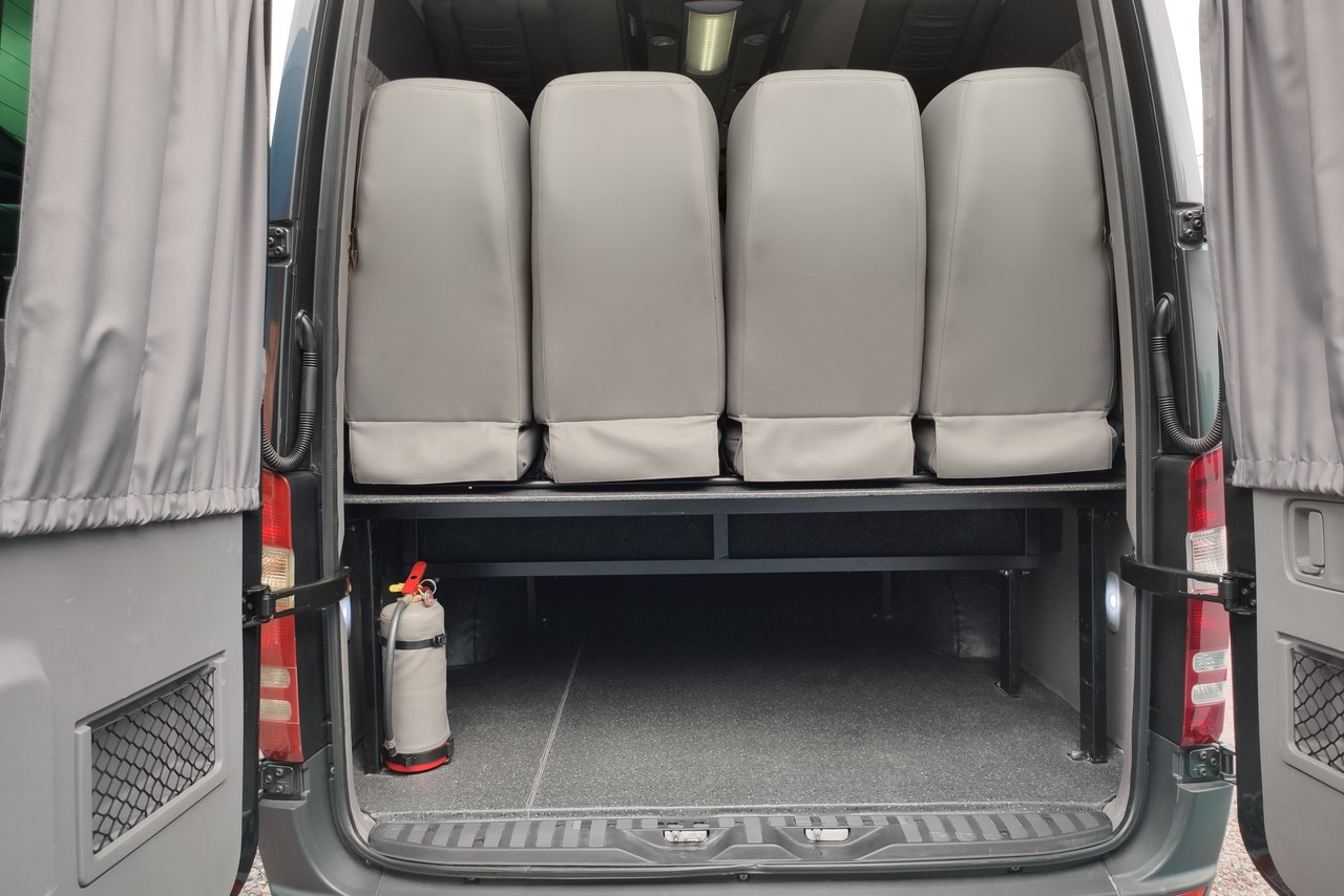 Mercedes Benz Sprinter Executiva 415 - 14/15 7