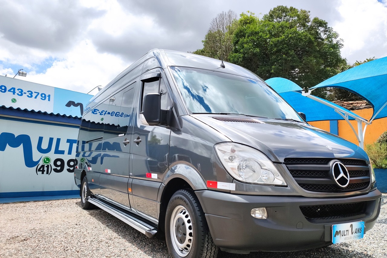 Mercedes Benz Sprinter Executiva 415 - 14/15 29