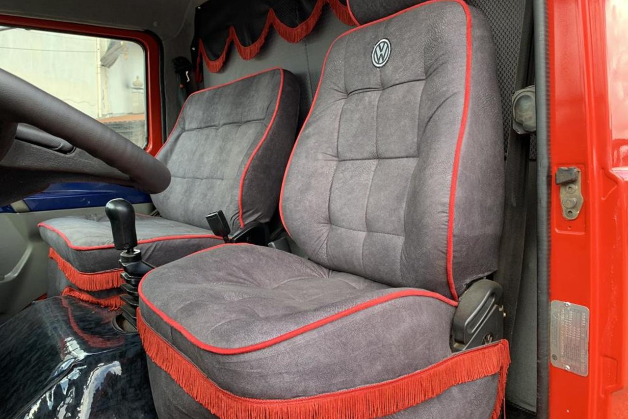Volkswagen 8 150 - 04/05 7
