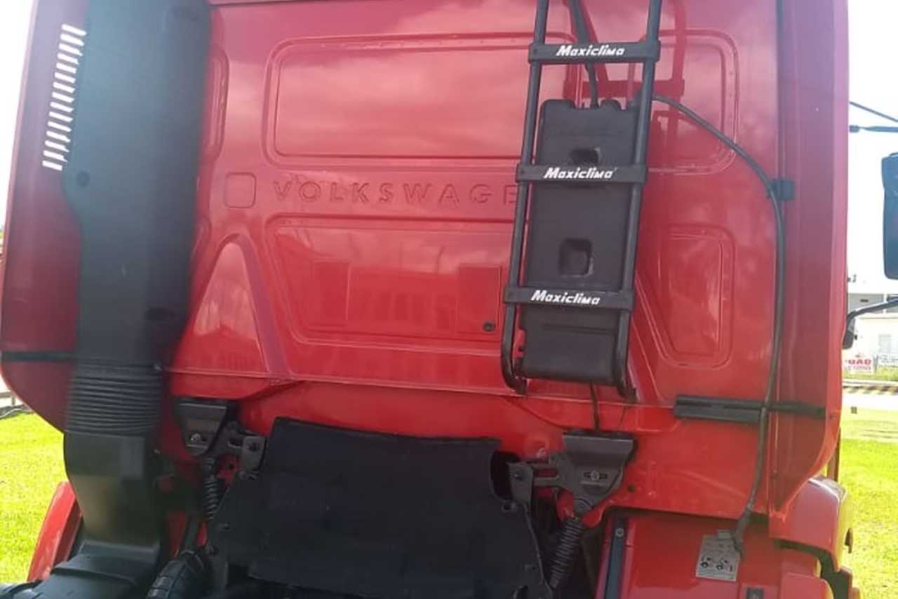 Volkswagen 24-280 E Constellation 6x2 - 14/14 10