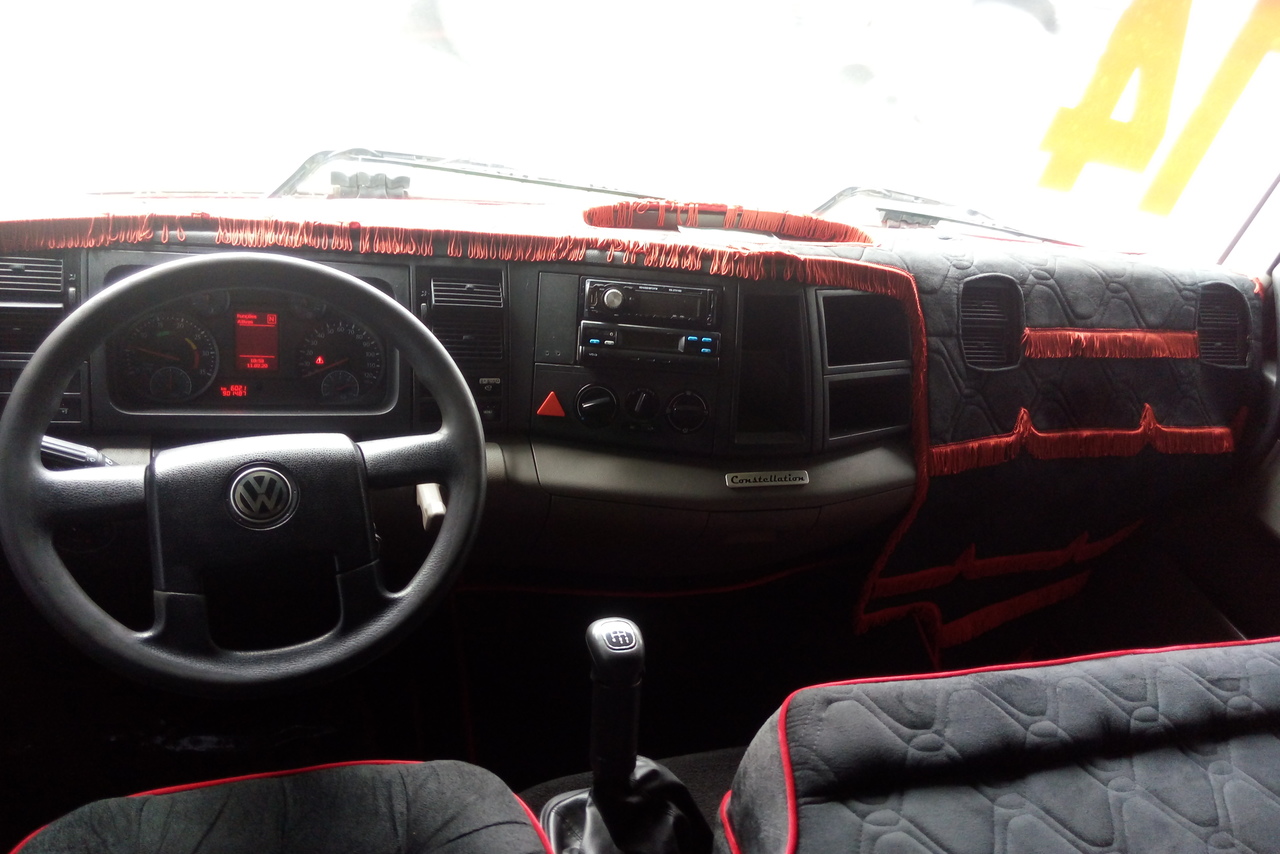 Volkswagen 24-280 E Constellation 6x2 -  11